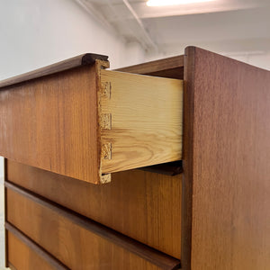 Kommode Nachtschrank Teak mit Schloss aus Dänemark