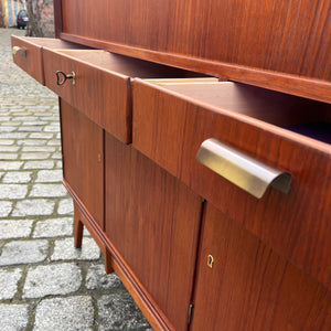 Highboard Teak mit Jalousietüren aus Dänemark