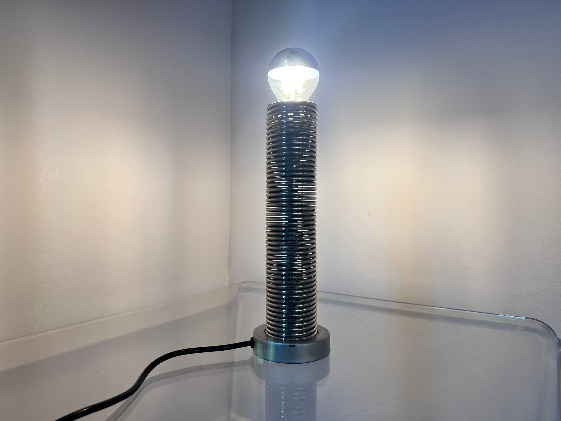 Designerlampe "Spring" von Harvey Guzzini