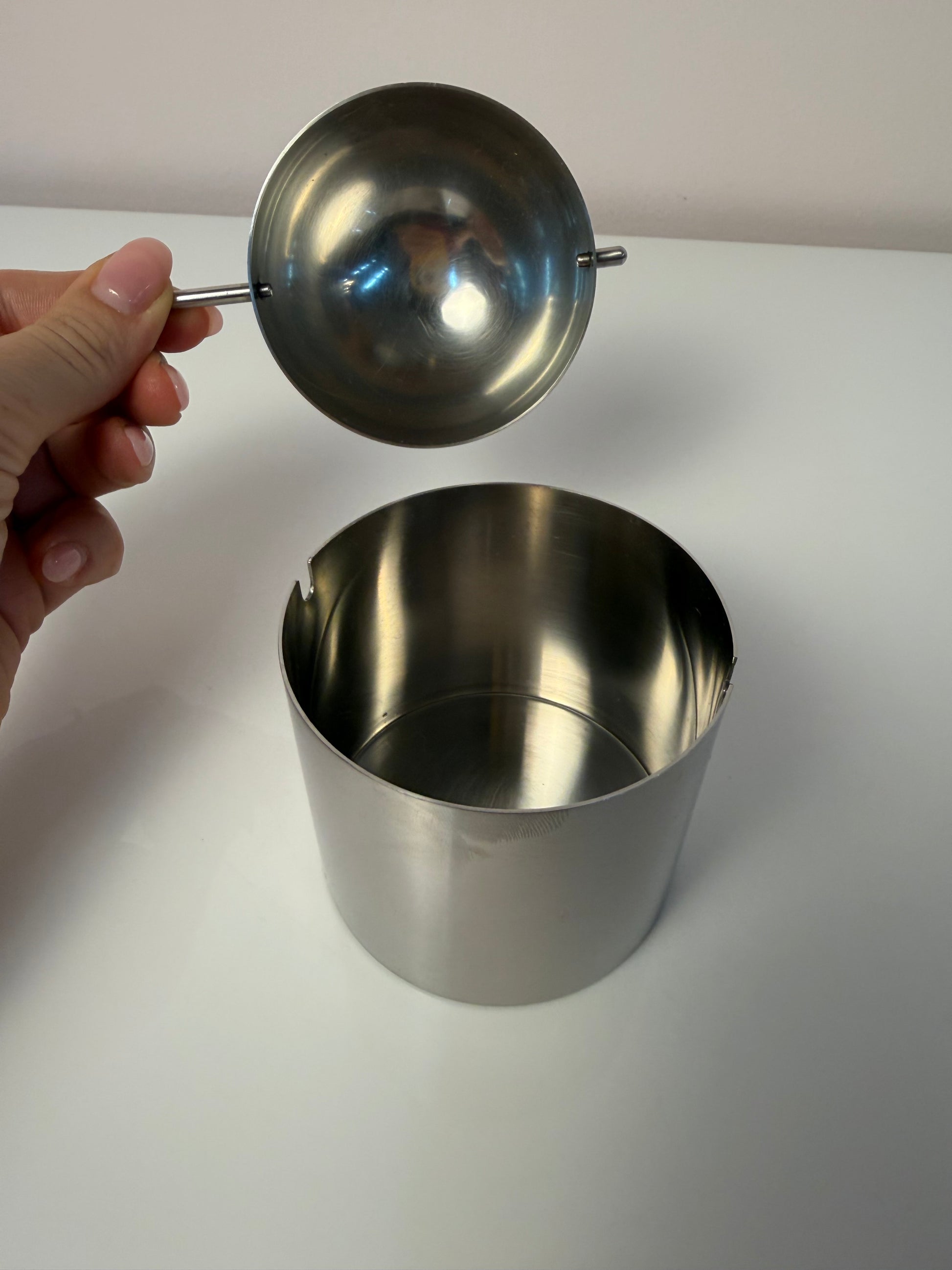 Aschenbecher Edelstahl von Arne Jacobsen für Stelton