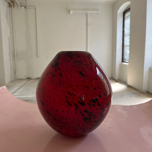 Vase rot schwarz Glas