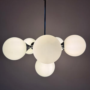 Sputnik Kronleuchter Chrom Opalglas