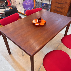 Esstisch Teak von Henning Kjaernulf