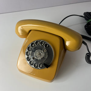 Telefon FeTap 611-2a gelb mit Wählscheibe und Kabel