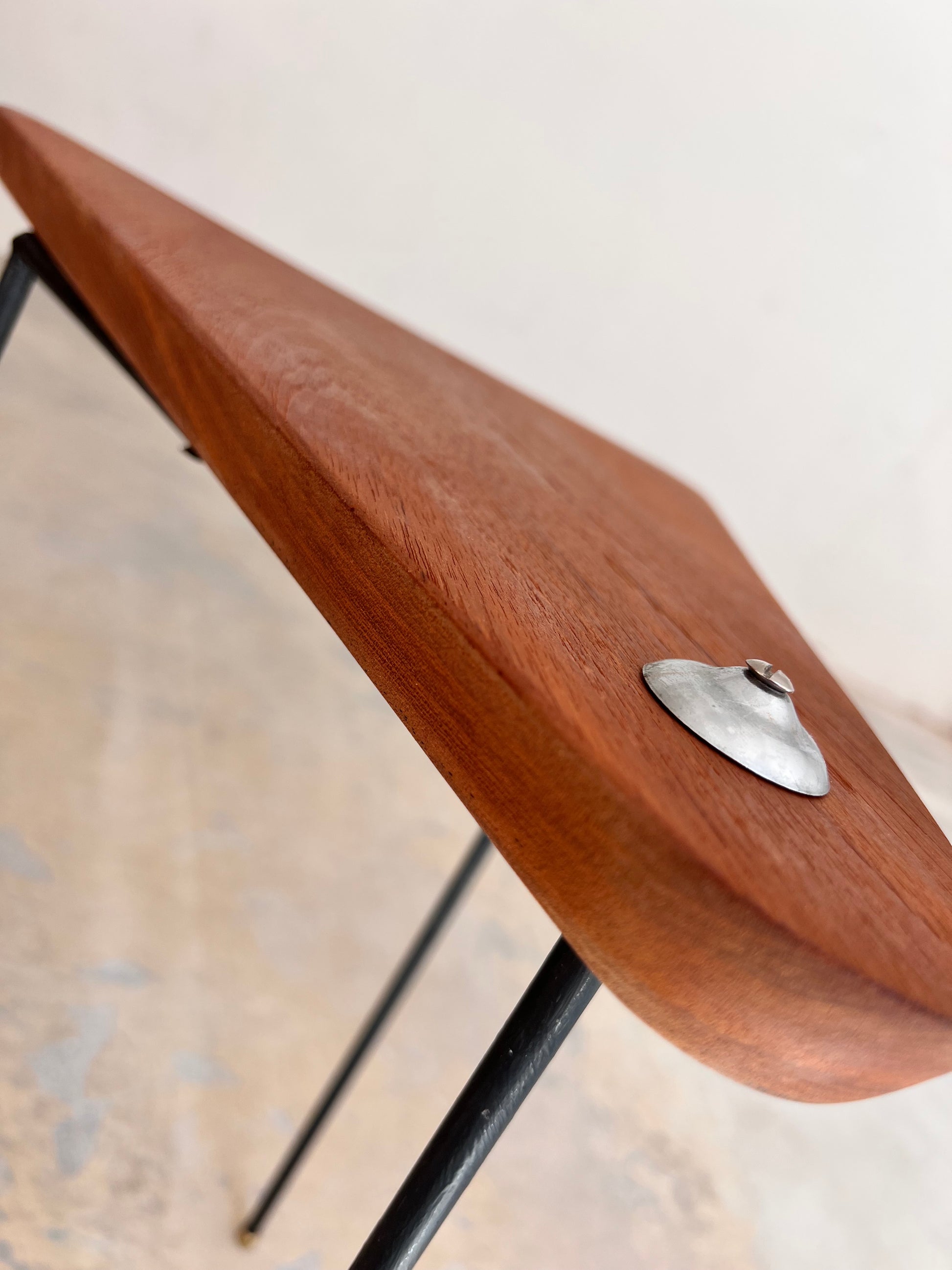 Beistelltisch Dreieck Teak aus Dänemark