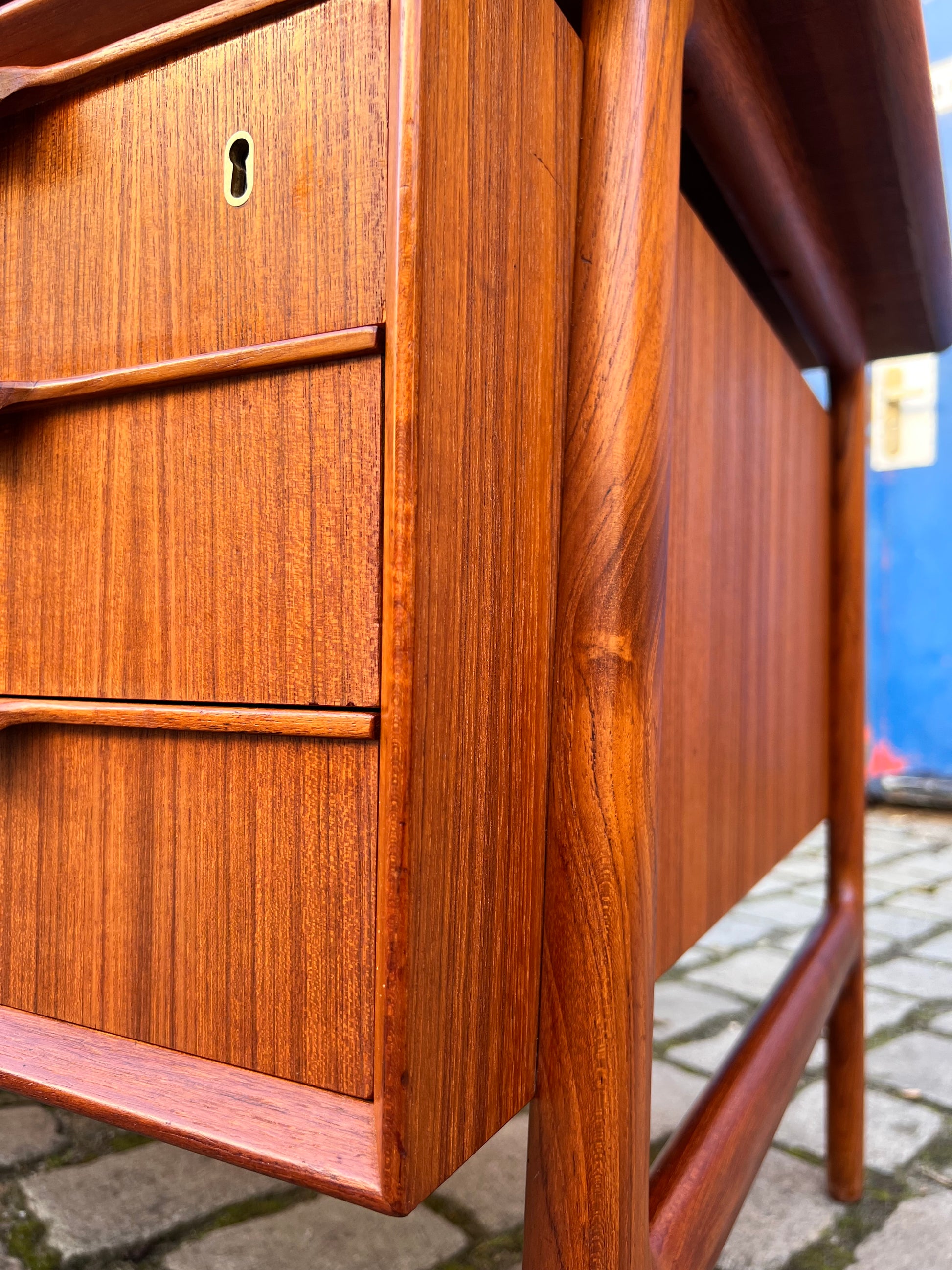 Freistehender Schreibtisch Modell 75 Teak von Gunni Omann für Omann Jun