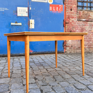 Ausziehbarer Esstisch Buche von Alma Tische