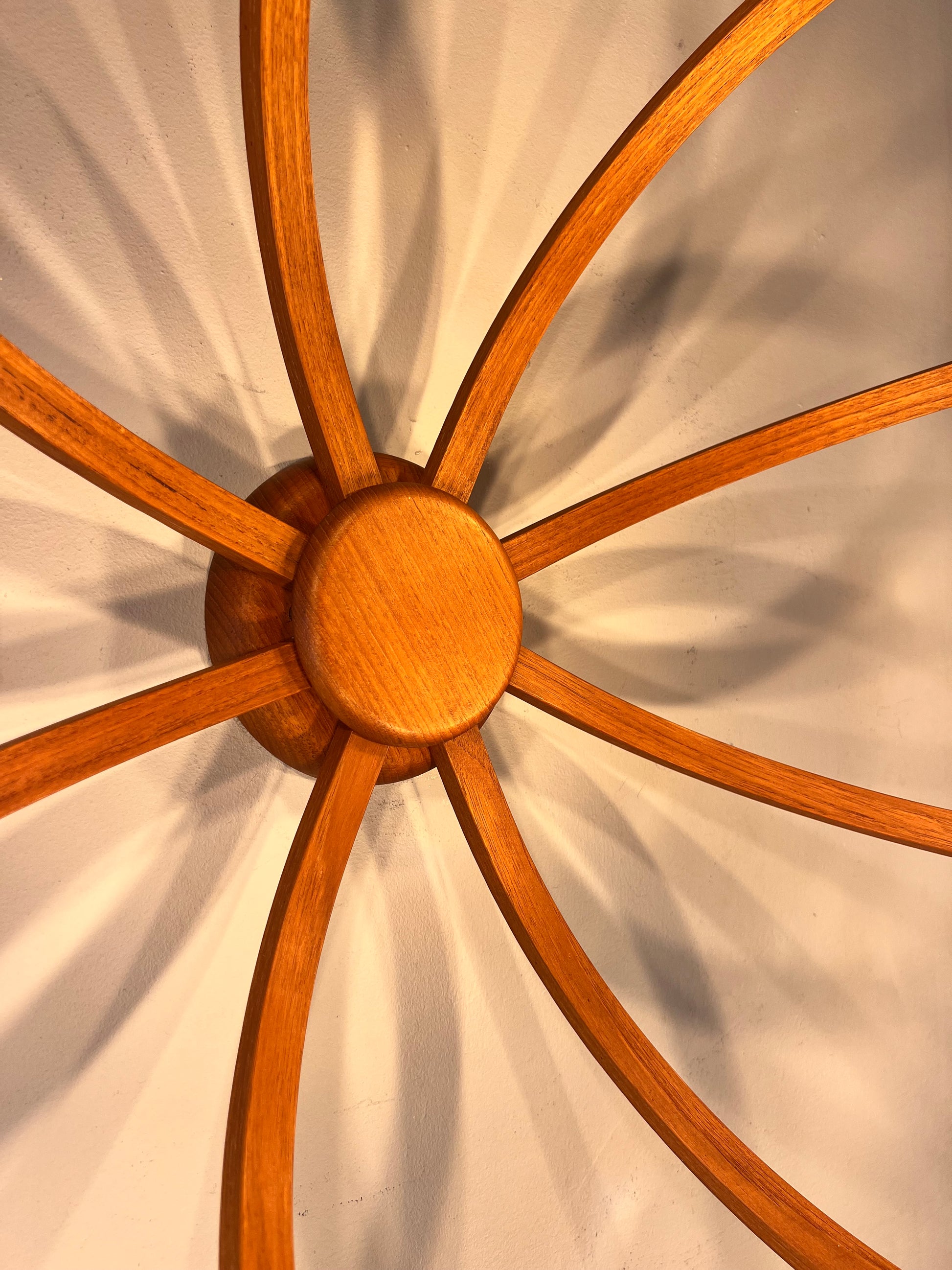 Achtarmige Wandlampe / Deckenlampe Teak von DOMUS