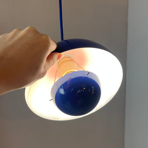 Hängelampe Flowerpot blau Emaille von Verner Panton für Louis Poulsen
