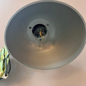 Scherenlampe mint creme von VEB Zweckleuchtenbau Dresden