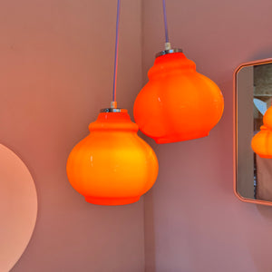 Hängelampe orange Glas aus Westddeutschland
