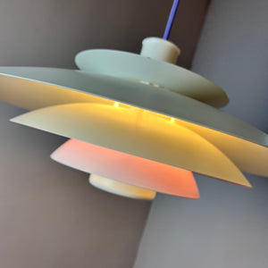 Lamellenlampe weiß lila von Formlight