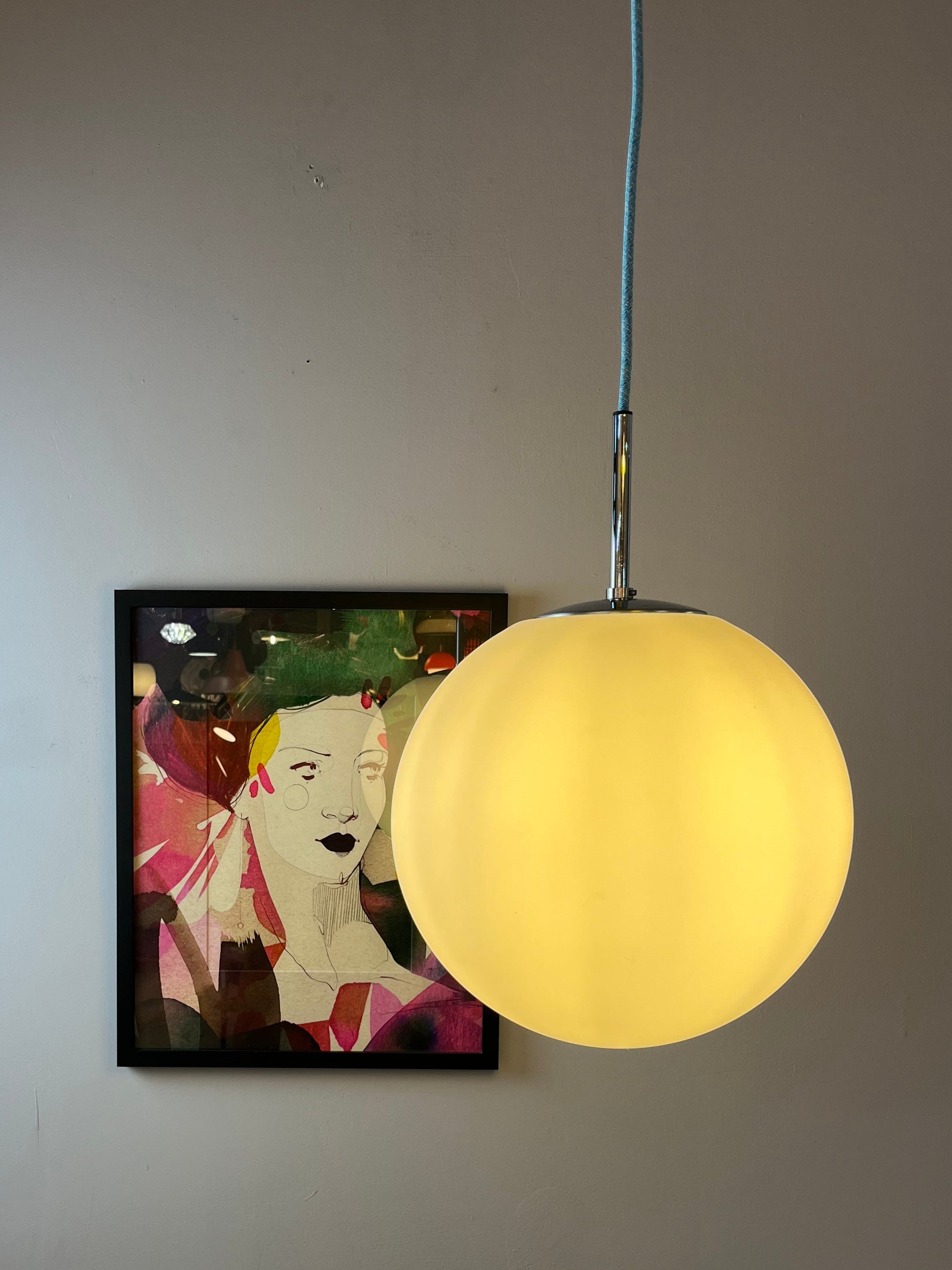 Kugellampe weiß Chrom von Glashütte Limburg