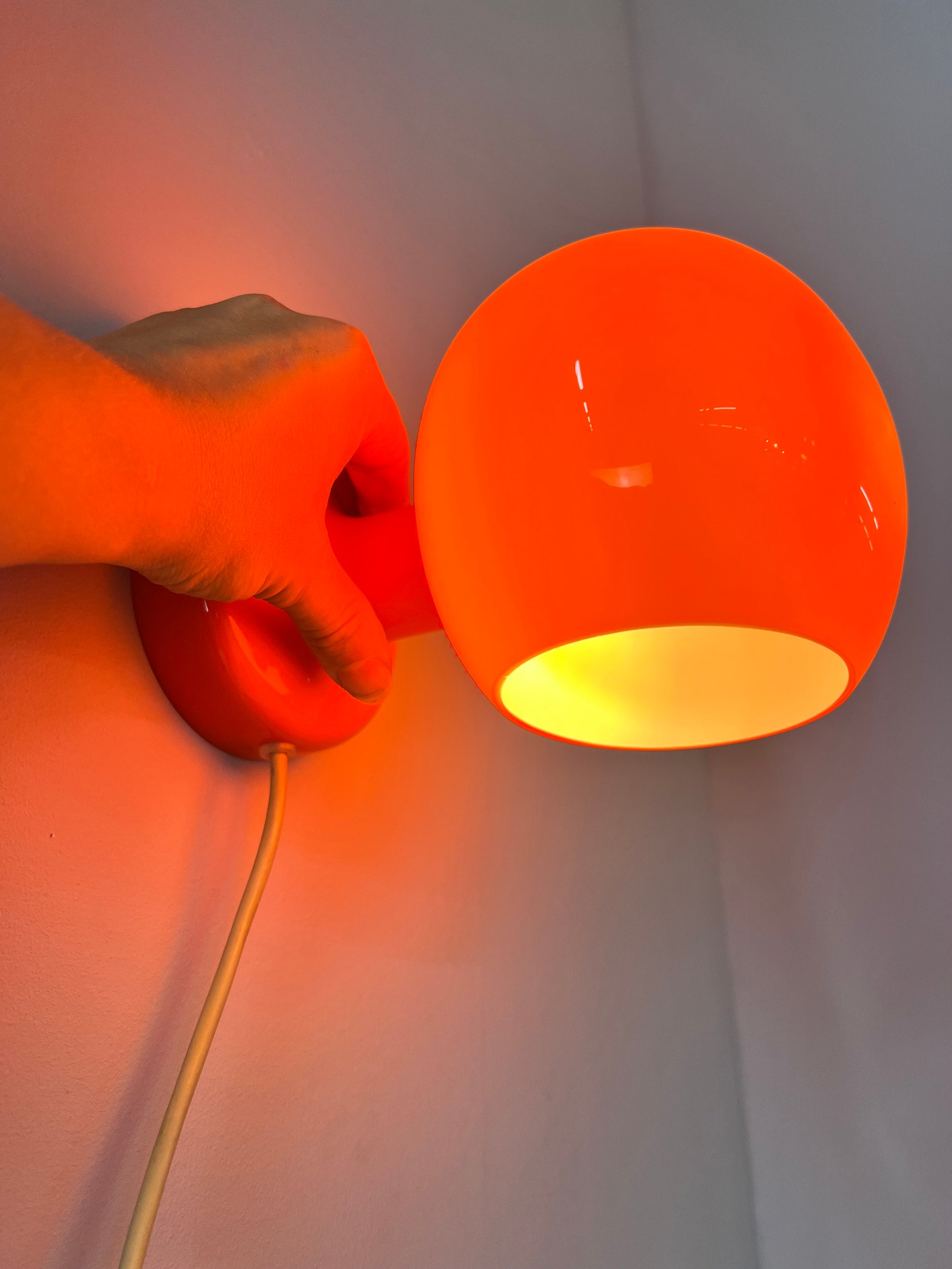 Tischlampe / Wandlampe Astronaut orange von Michael Bang für Holmegaard