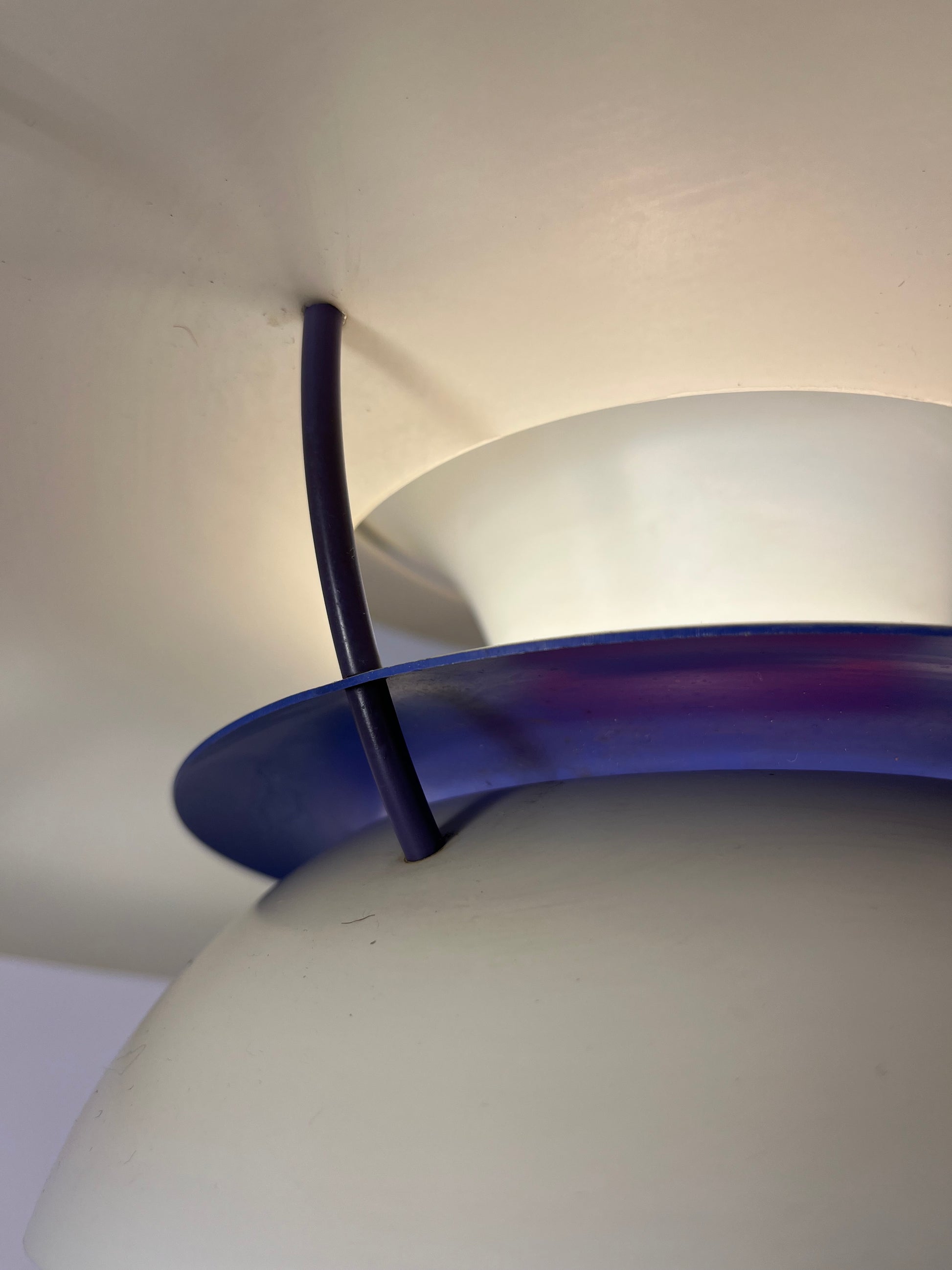 Lamellenlampe PH5 weiß von Poul Henningsen für Louis Poulsen