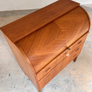 Sekretär Teak halbrund mit Schloss aus Dänemark