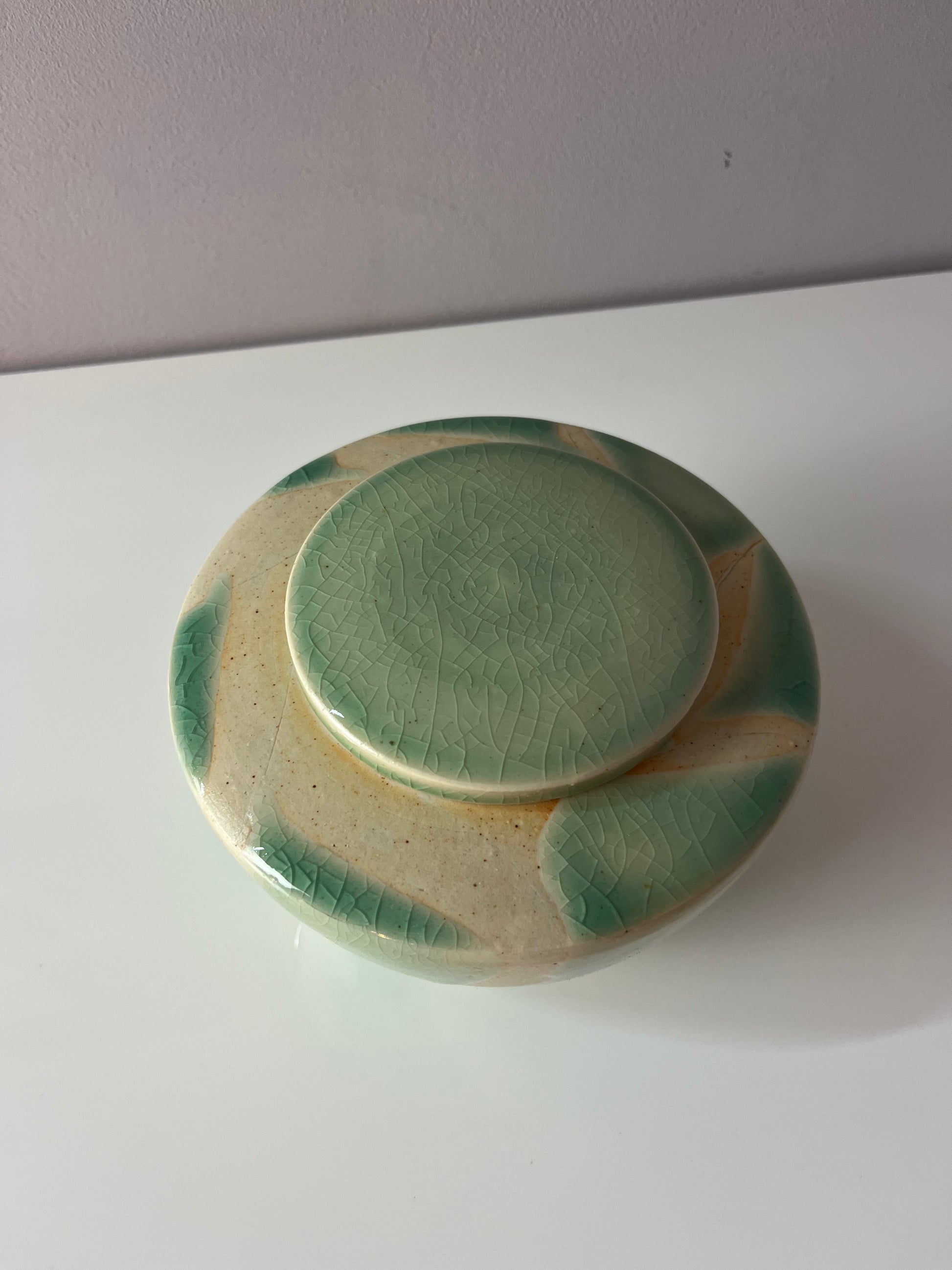 Bonboniere creme mint Keramik