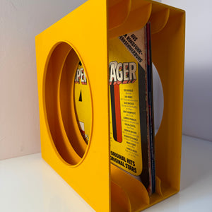Schallplattenständer gelb von Schweizer Design