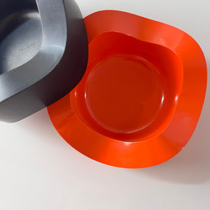 Set: 2 Aschenbecher schwarz rot von Walter Zeischegg für Helit