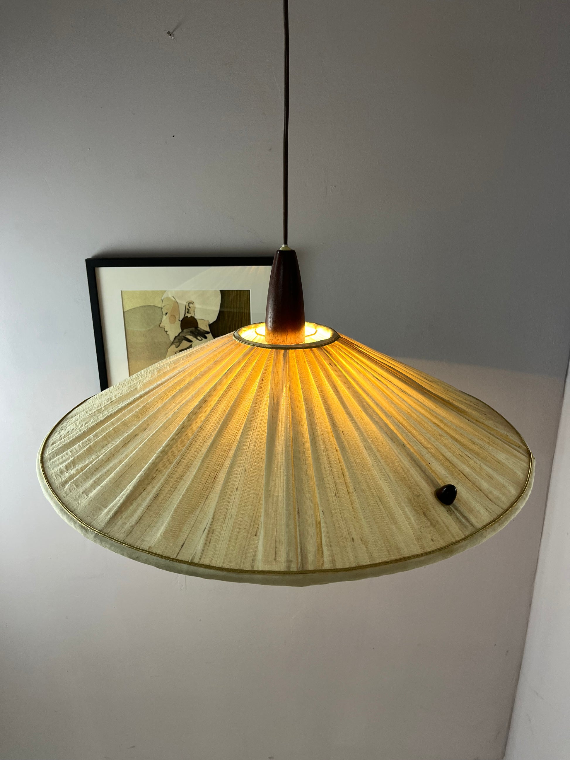 Hängelampe beige braun Teak von Temde