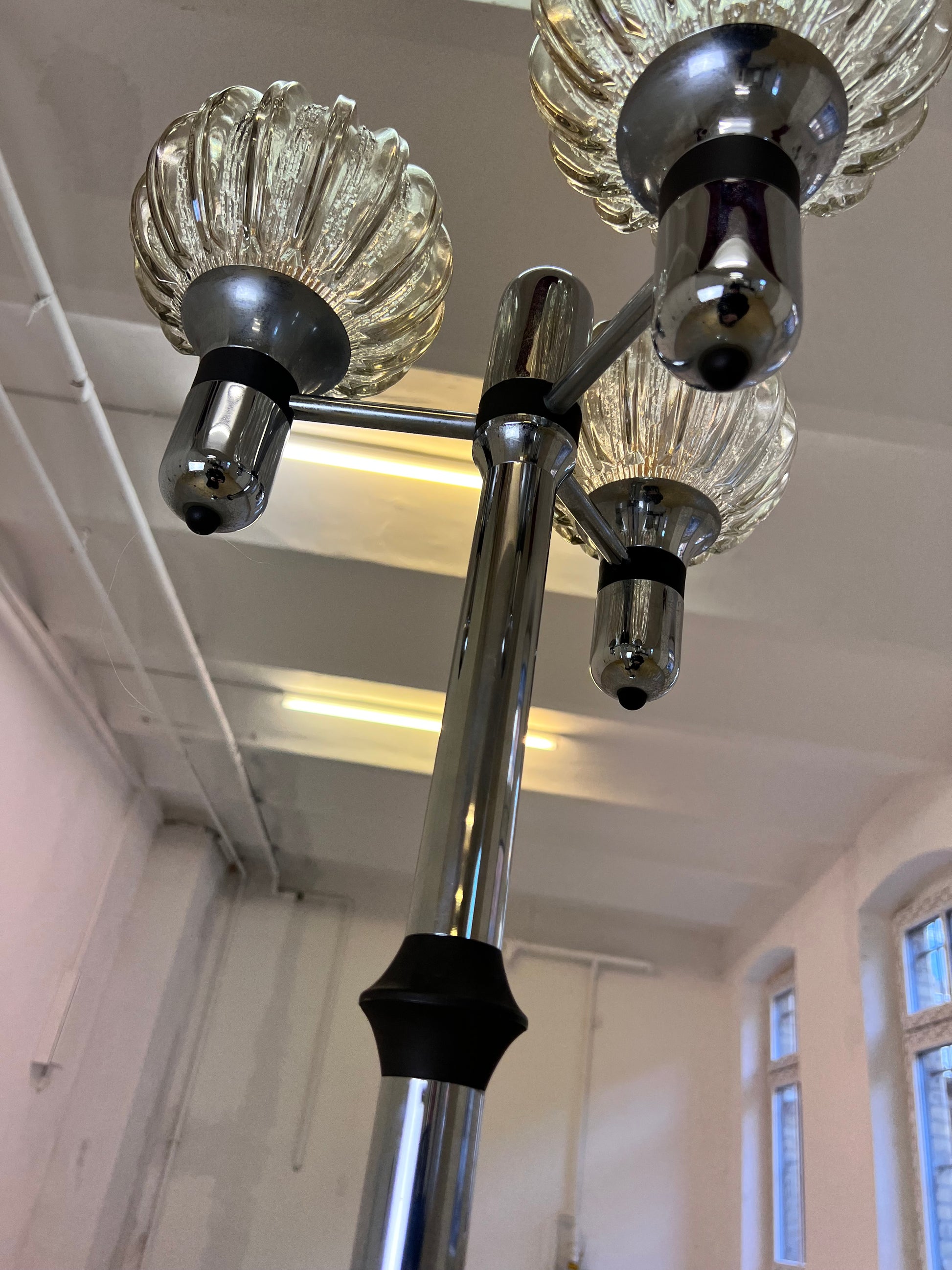 Stehlampe Chrom 70er