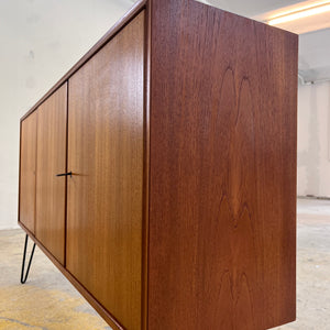 Sideboard Teak auf Hairpinlegs von rt Möbel