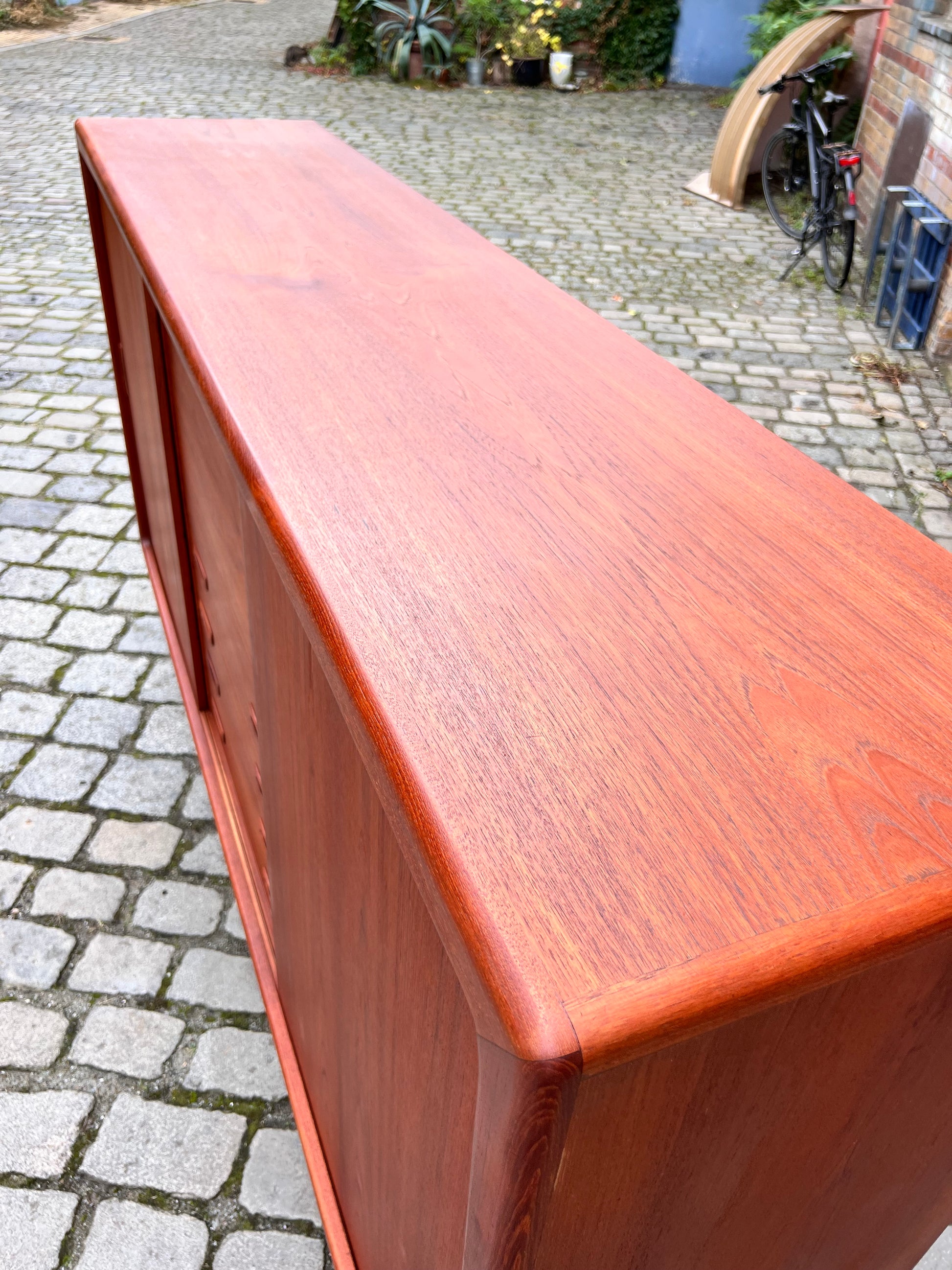 XXL Highboard Teak von H.P. Hansen aus Dänemark