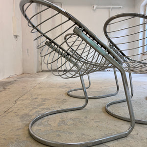 Freischwinger Modell Egg Chair mit Fell von Gastone Rinaldi