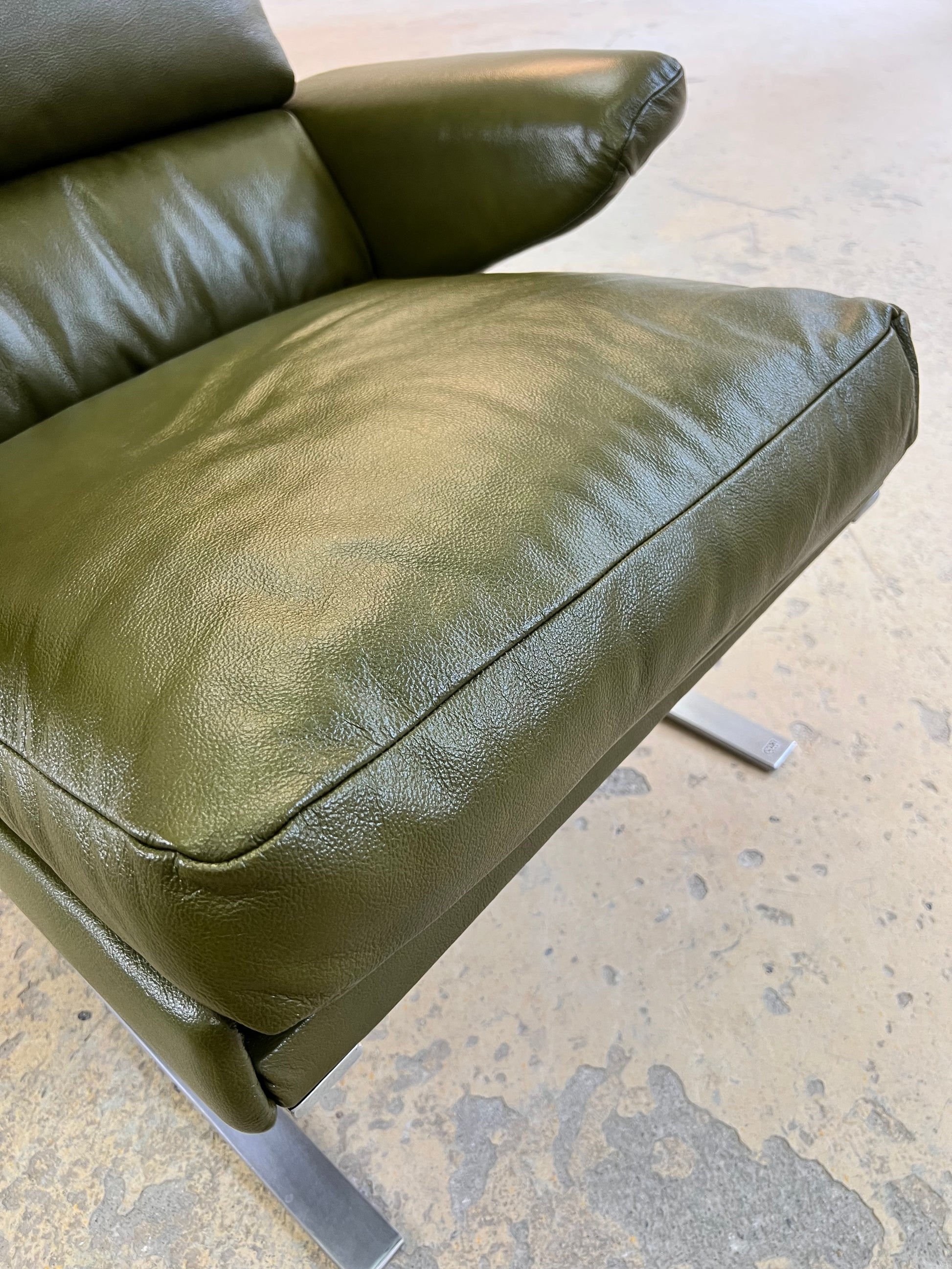 Swing Chair grün Echtleder Chrom von Reinhold Adolf & Hans Jürgen Schröpfer für COR