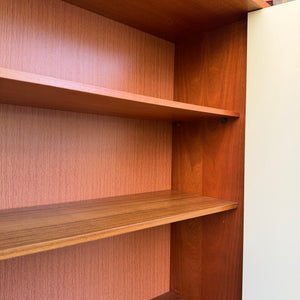 Schrank mit Schloss & neuen Hairpinlegs