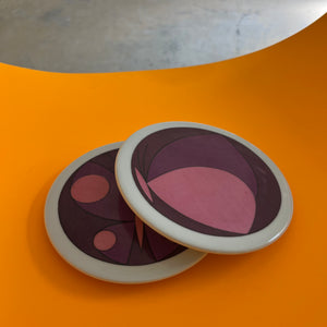 Set: 2x Sammelteller / Wandteller Schmetterlinge violett von Ib Antoni für Bing & Grøndahl