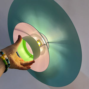 Lamellenlampe neu lackiert, Dänemark