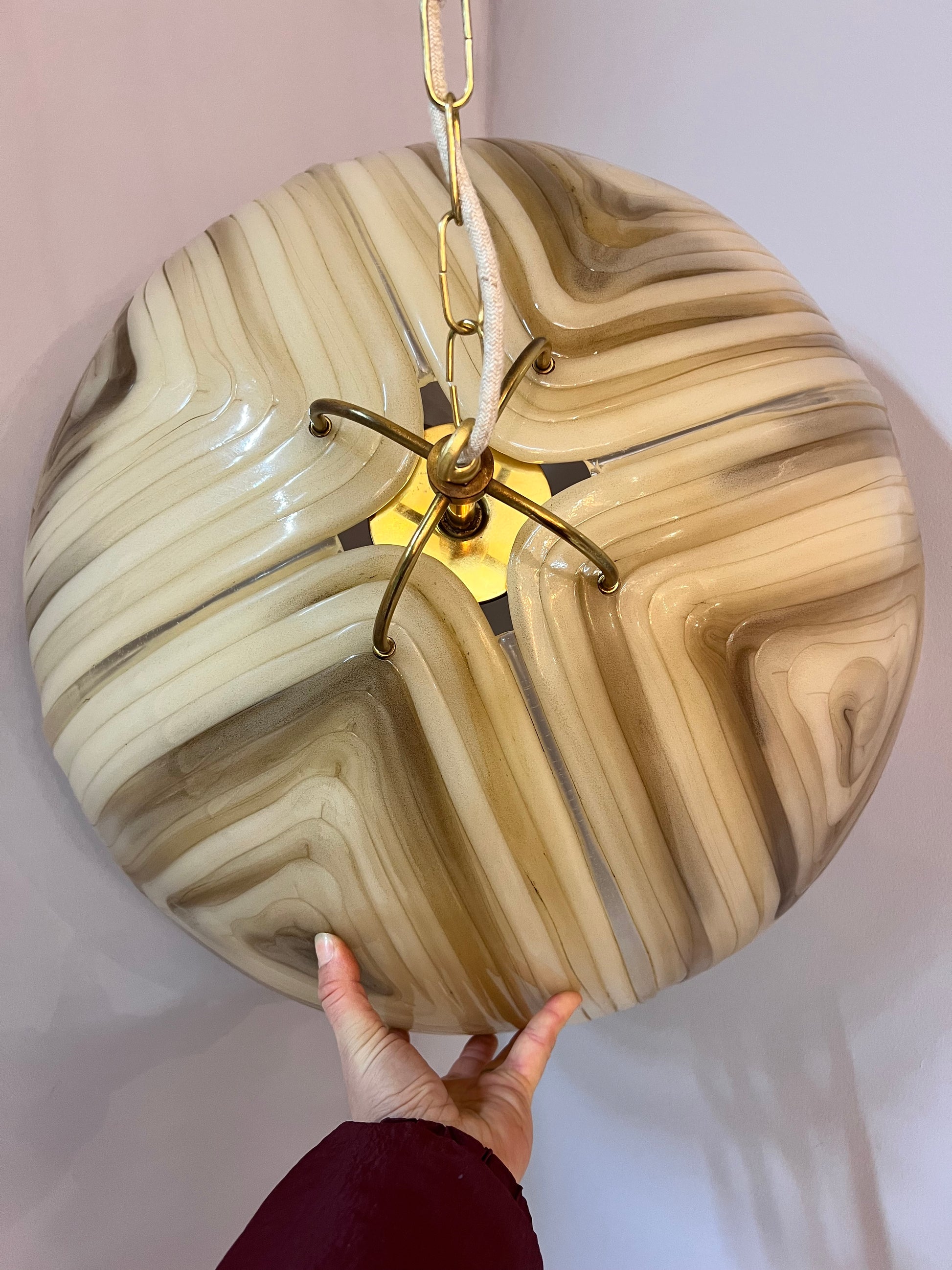 Hängelampe braun Glas Chrom handgearbeitet von Cristallux