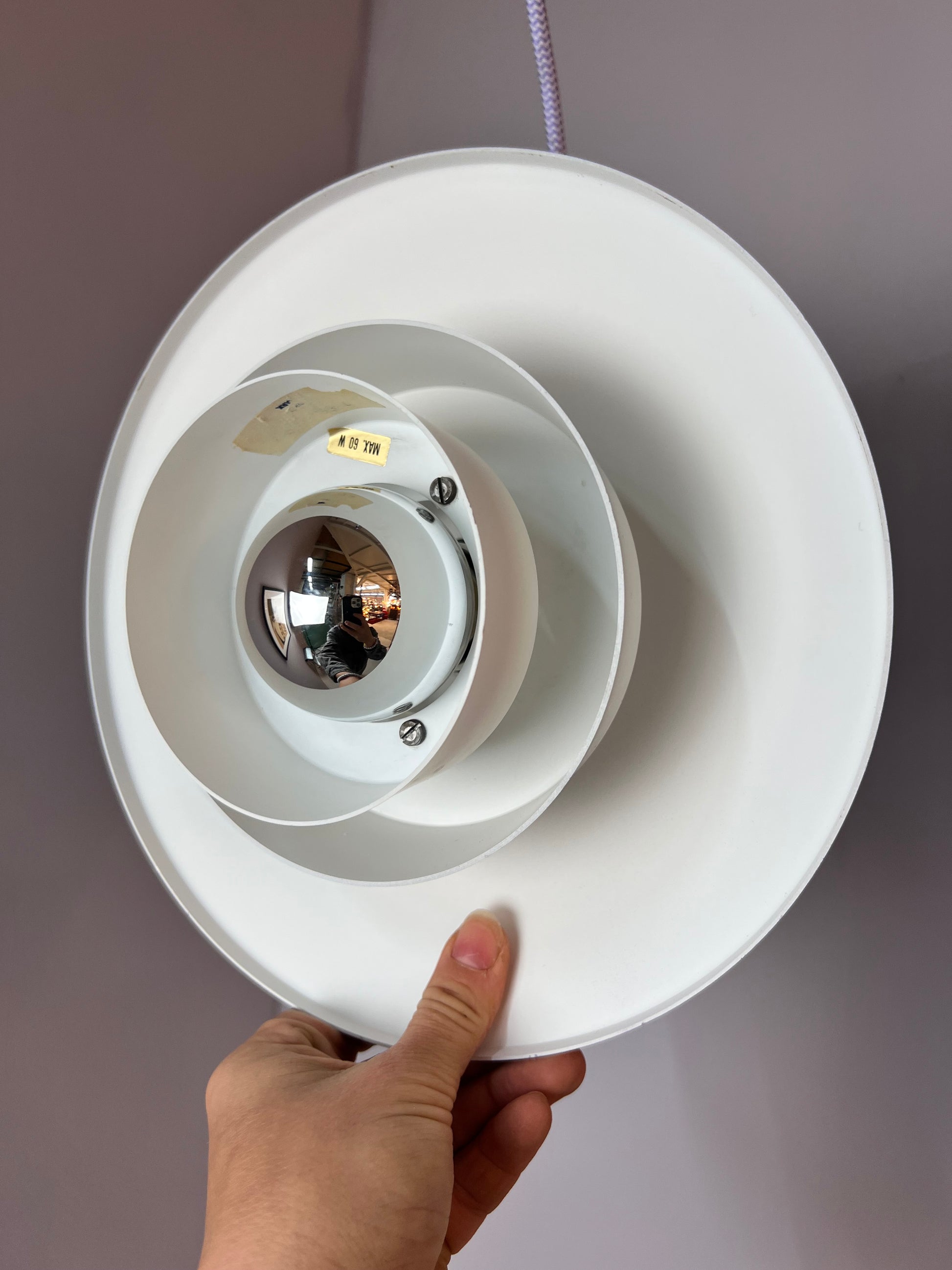 Lamellenlampe neu lackiert weiß lila