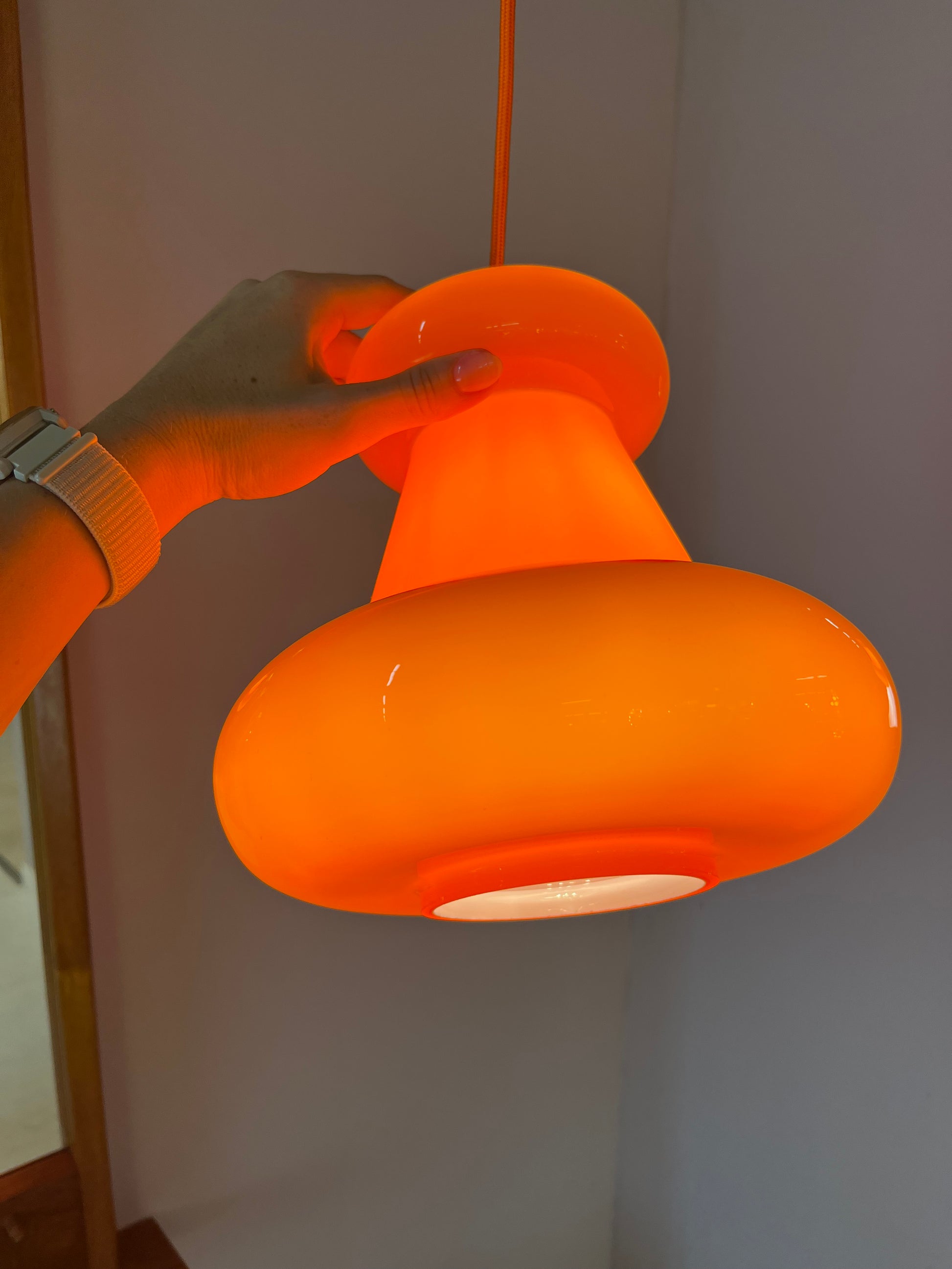 Hängelampe Modell 550 orange Glas von HEMI