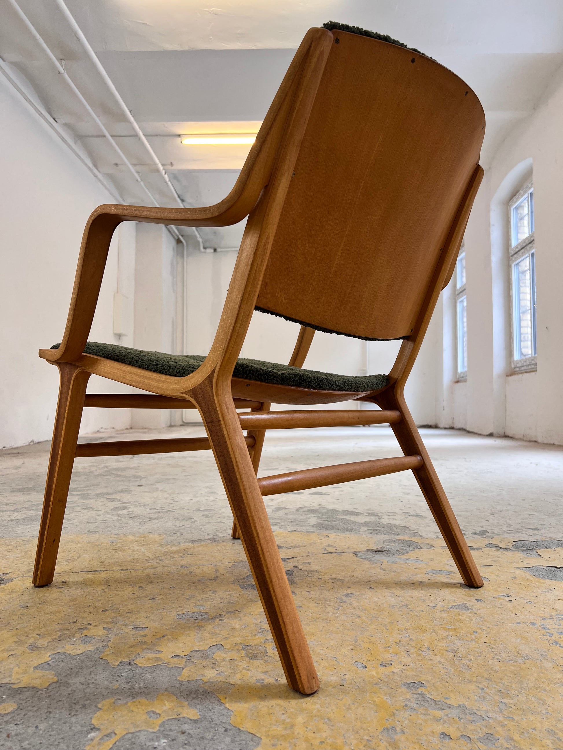 AX Lounge Chair von Peter Hvidt und Orla Mølgaard-Nielsen für Fritz Hansen