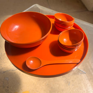 Schalenset orange 70er