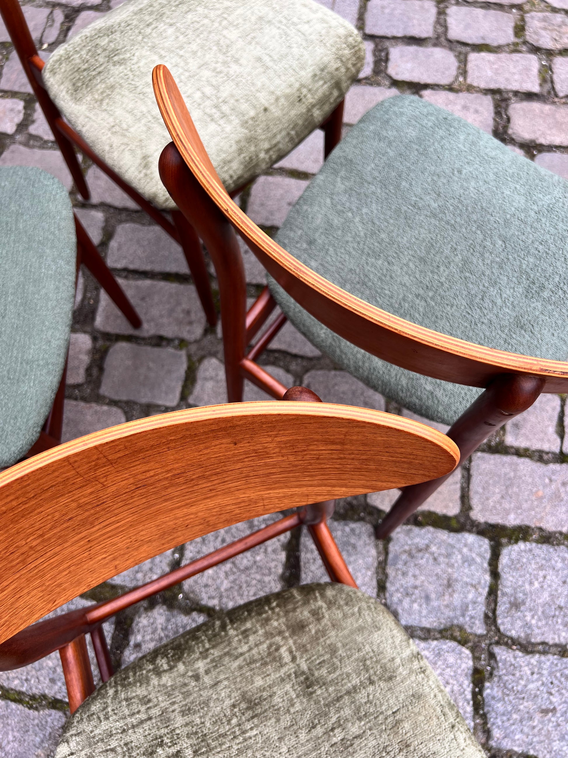 Set: 4x Esszimmerstuhl grün Teak