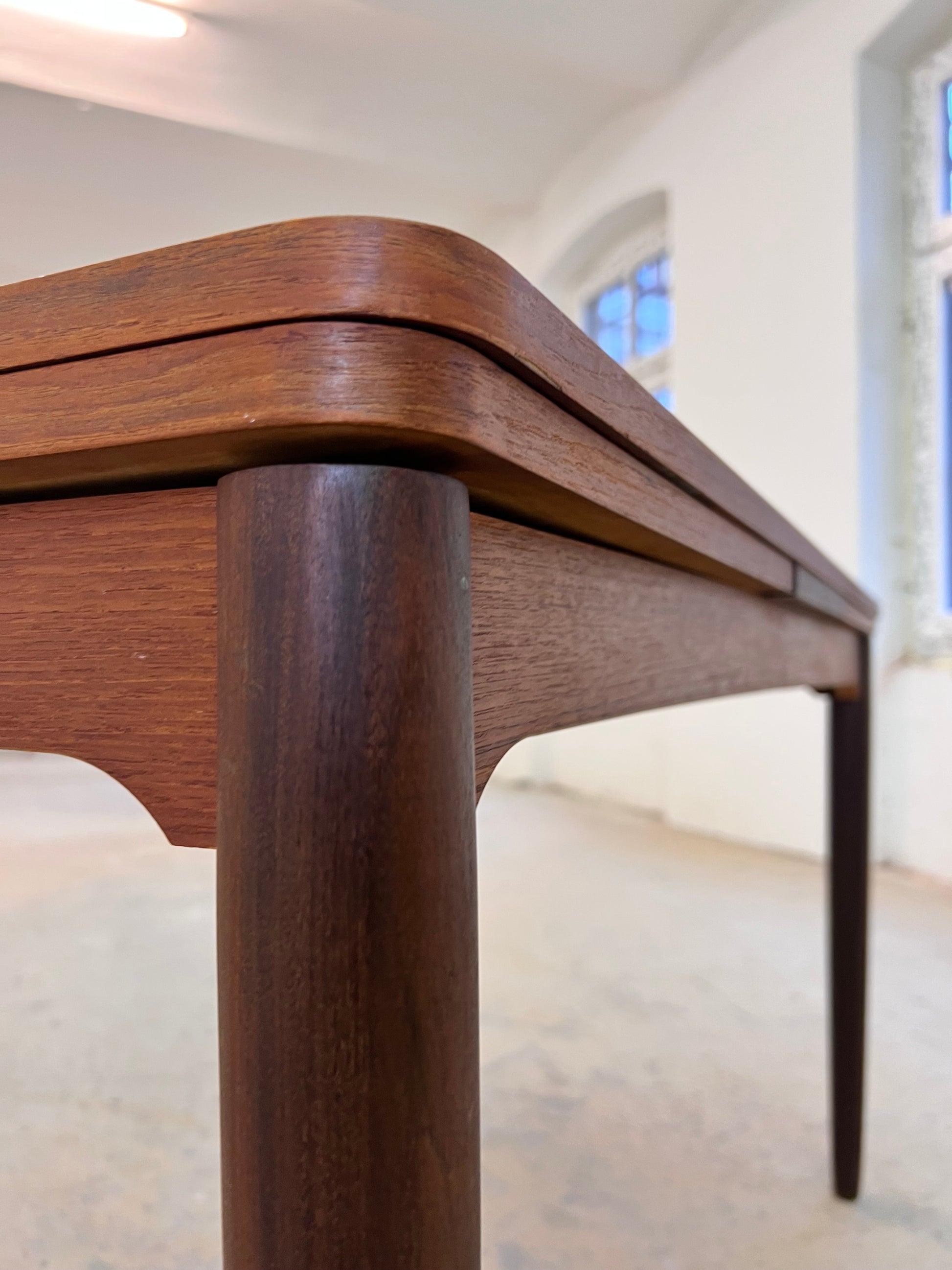 Ausziehbarer Esstisch Teak aus Dänemark