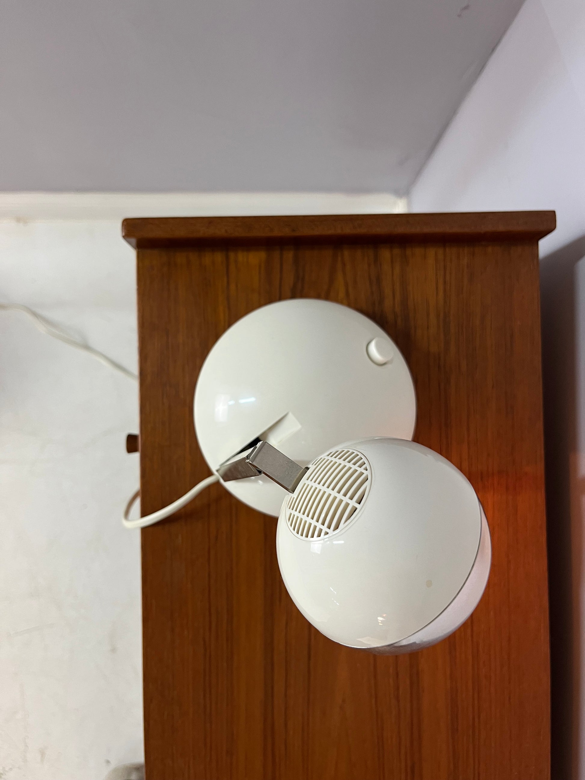 Schreibtischlampe weiß Chrom mit Teleskoparm von Eichhoff Werke