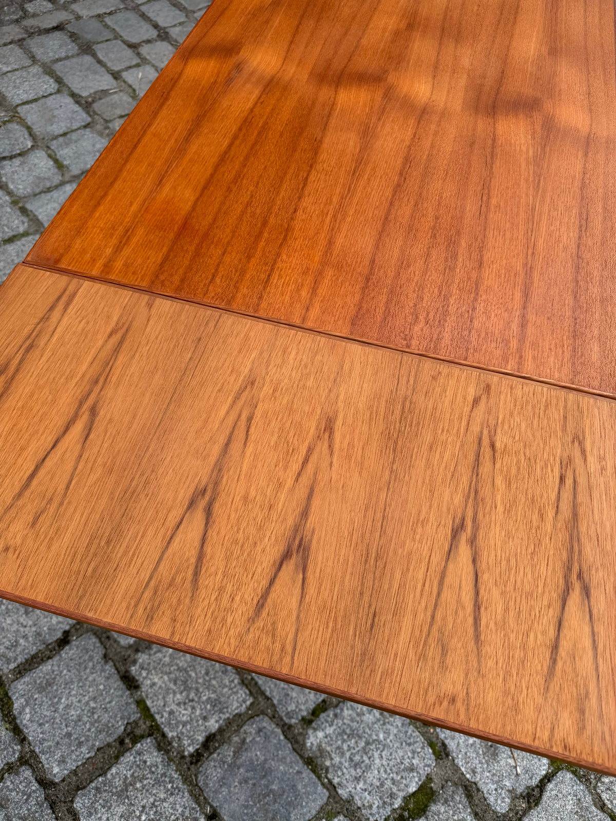 Kleiner, ausziehbarer Esstisch Teak aus Dänemark