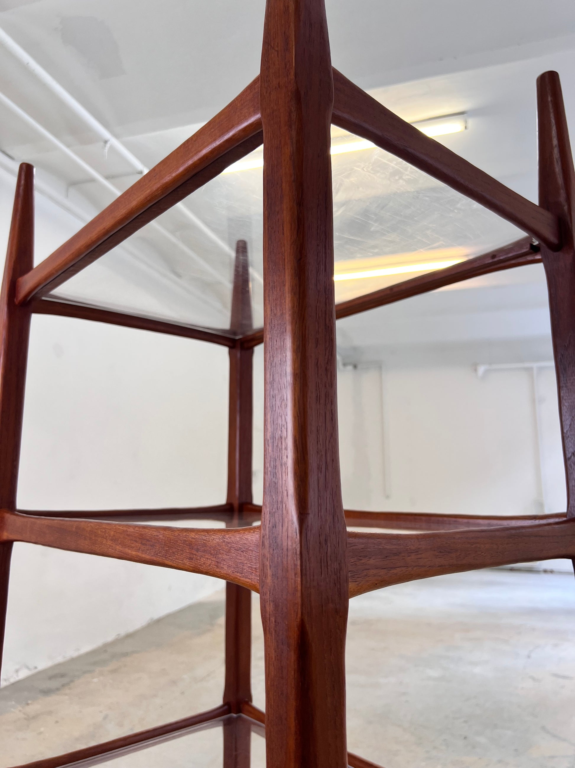 Regal Teak mit Acrylglasplatten aus Däenmark