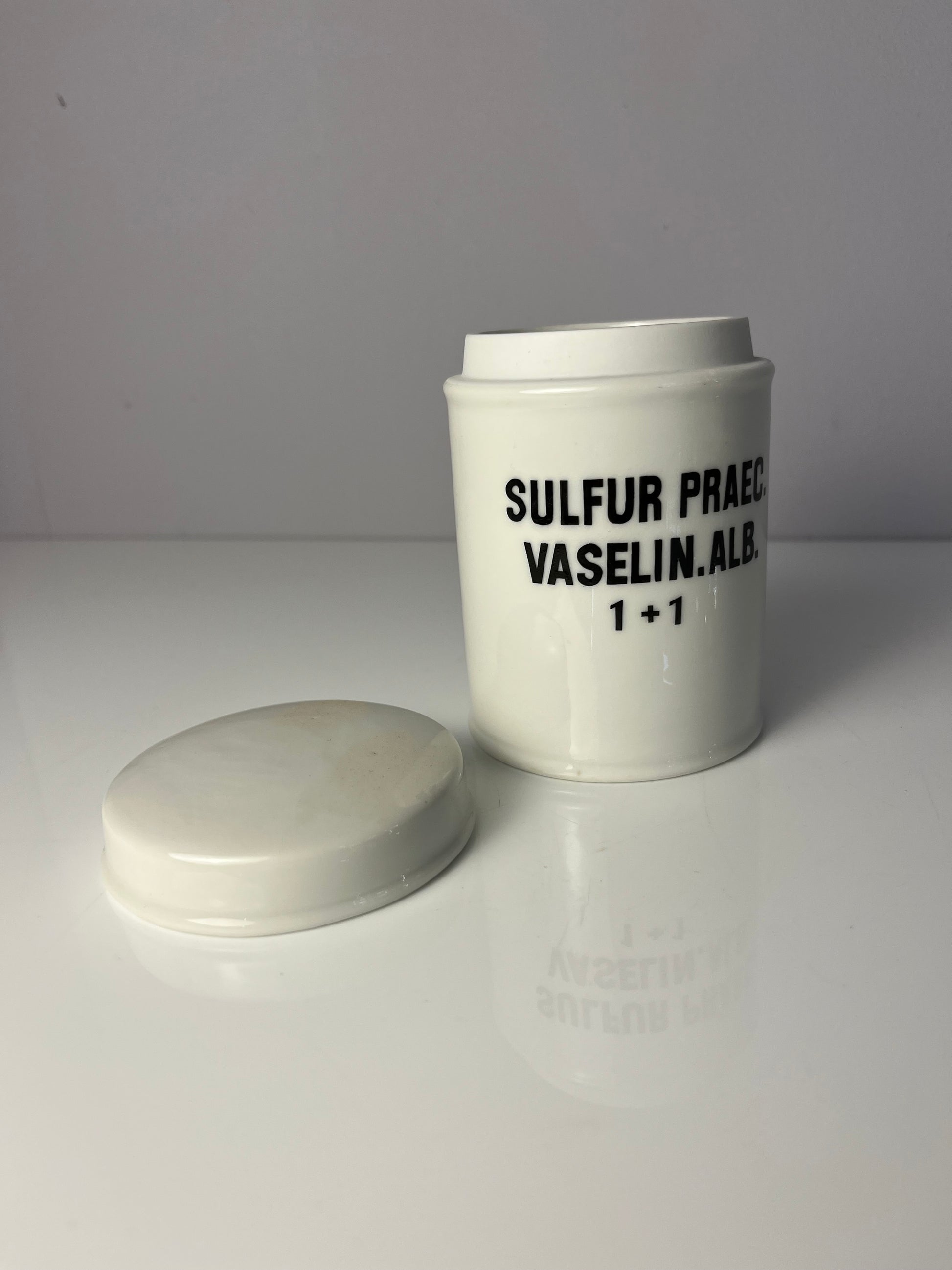 Apothekerdose Sulfur Praec. Vaselin. Alb. weiß Porzellan