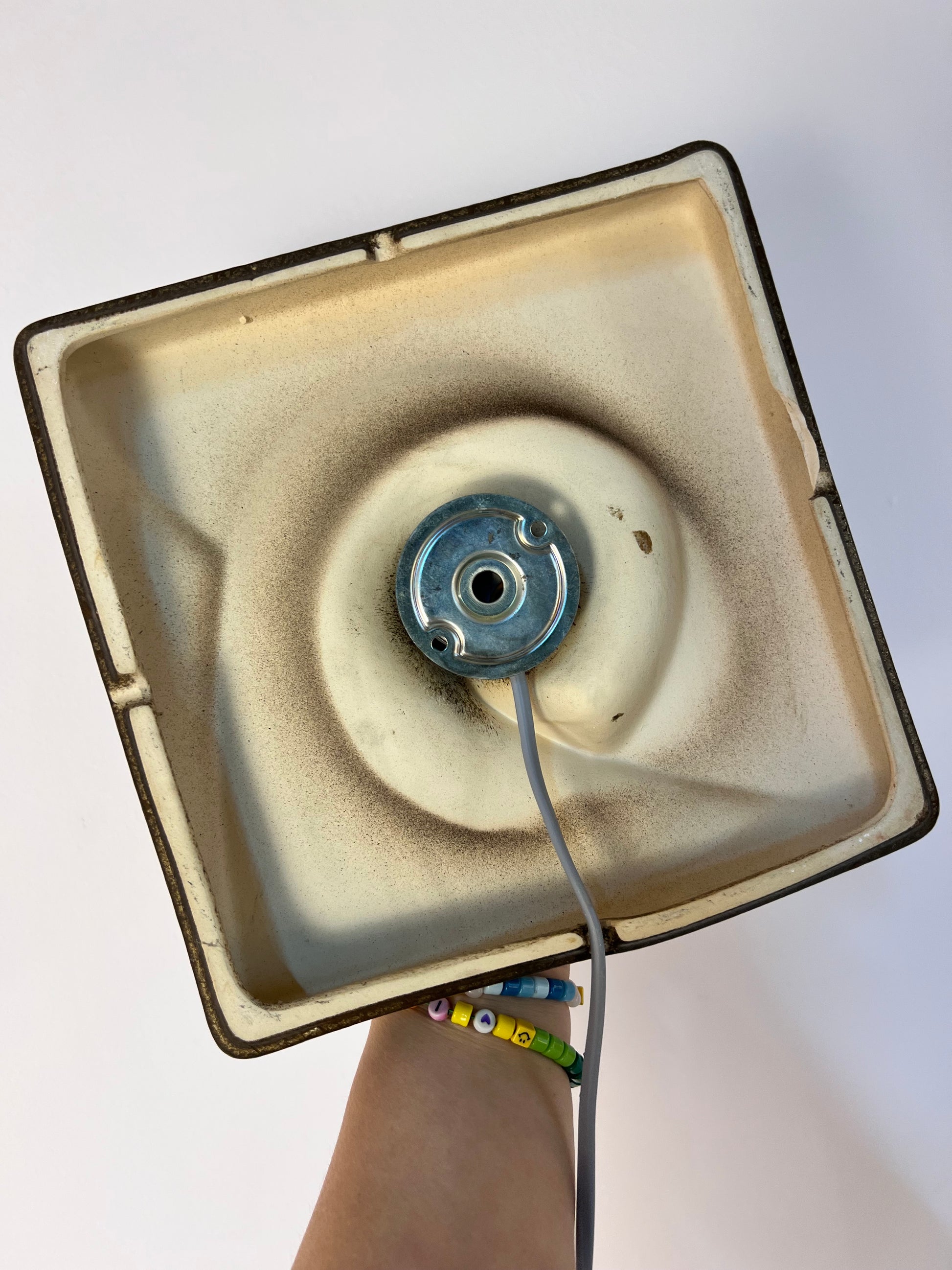 Wandlampe braun weiß Keramik von WGP PAN