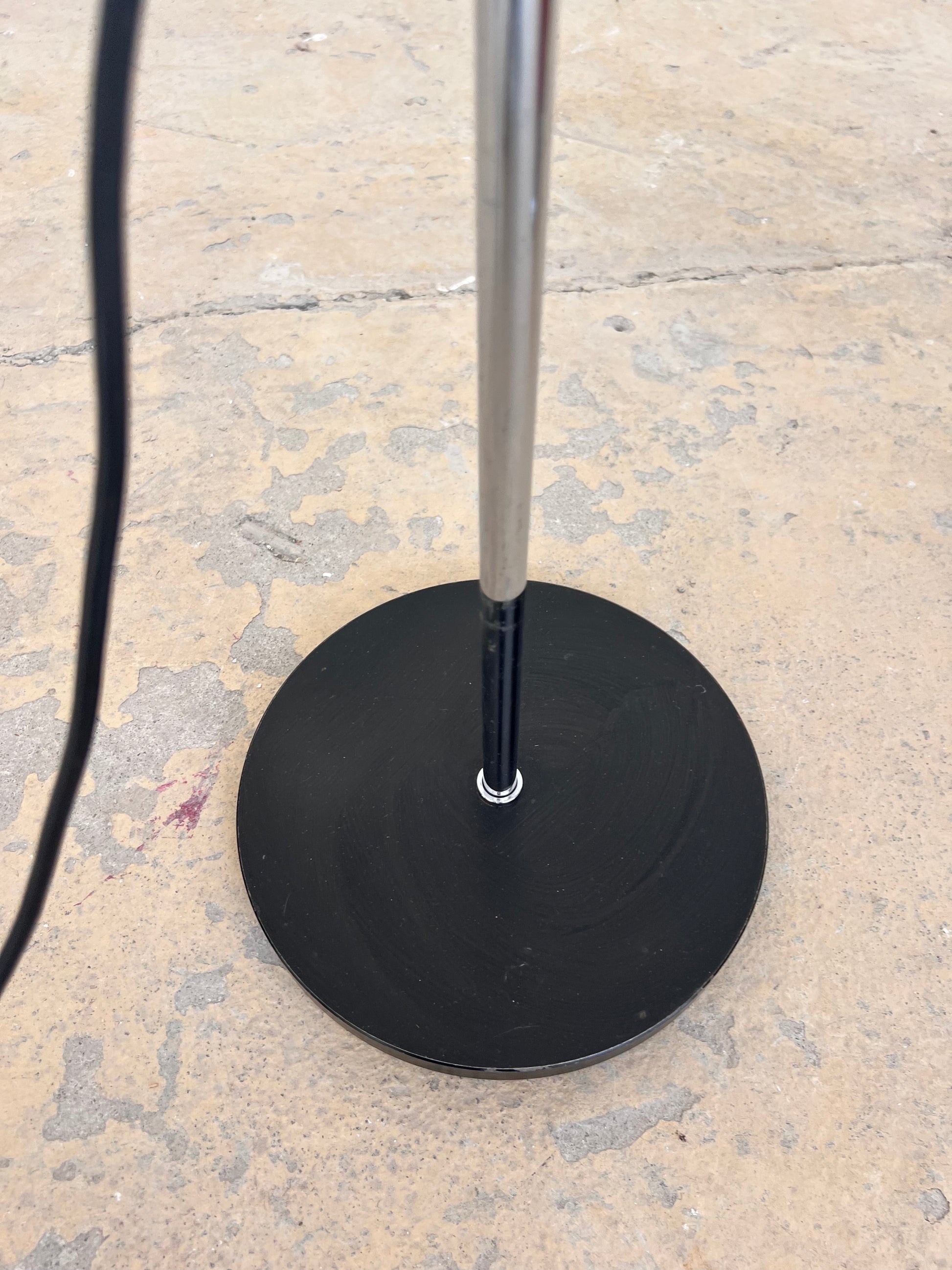 Stehlampe Chrom von STAFF
