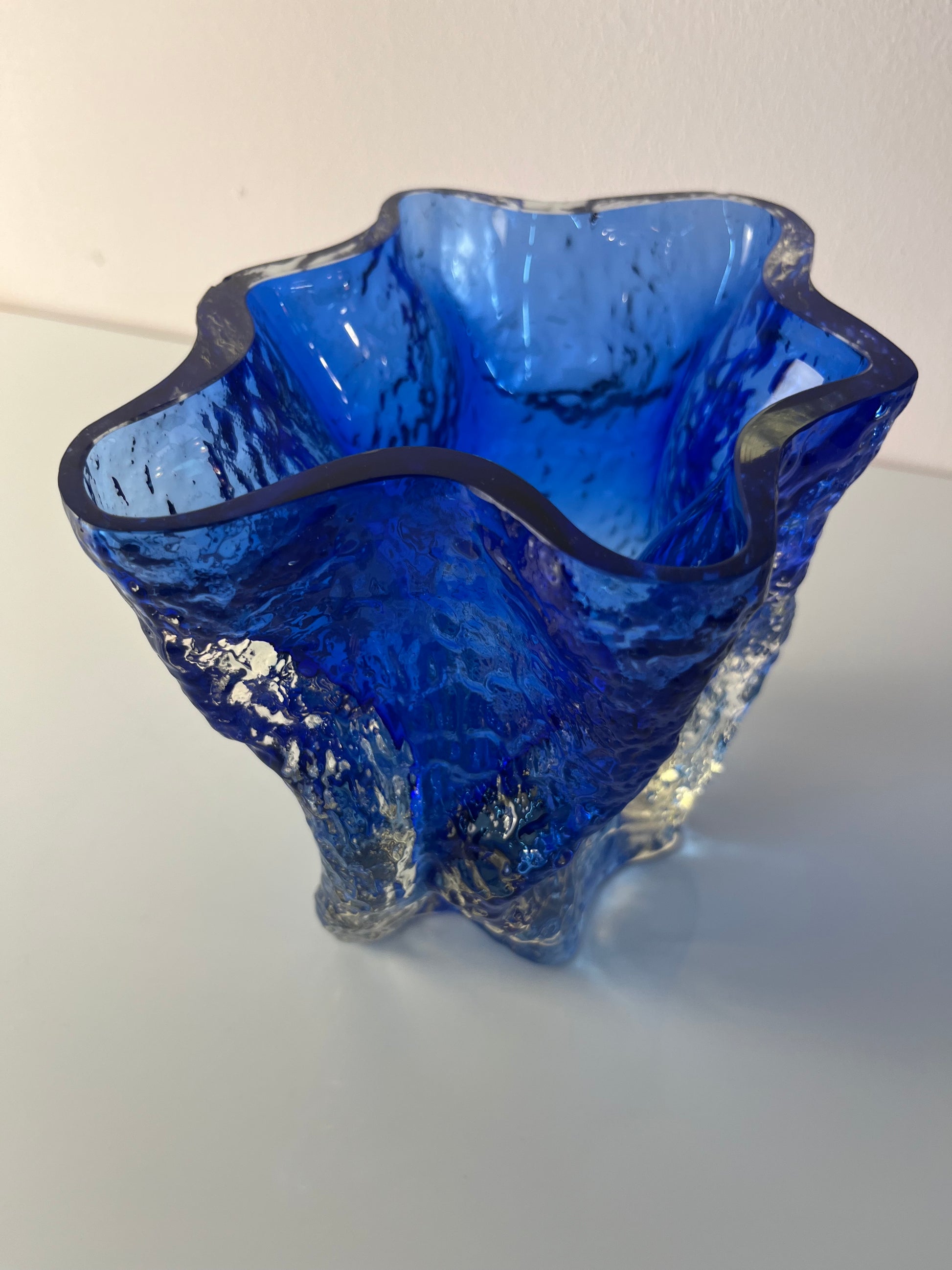 Vase blau Glas von Kai Blomqvist für Riihimaki / Riihimaen Lasi Oy