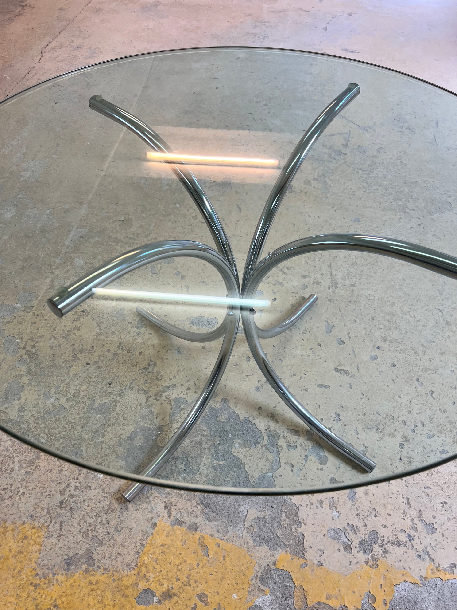 Runder Esstisch Glas & Chrom