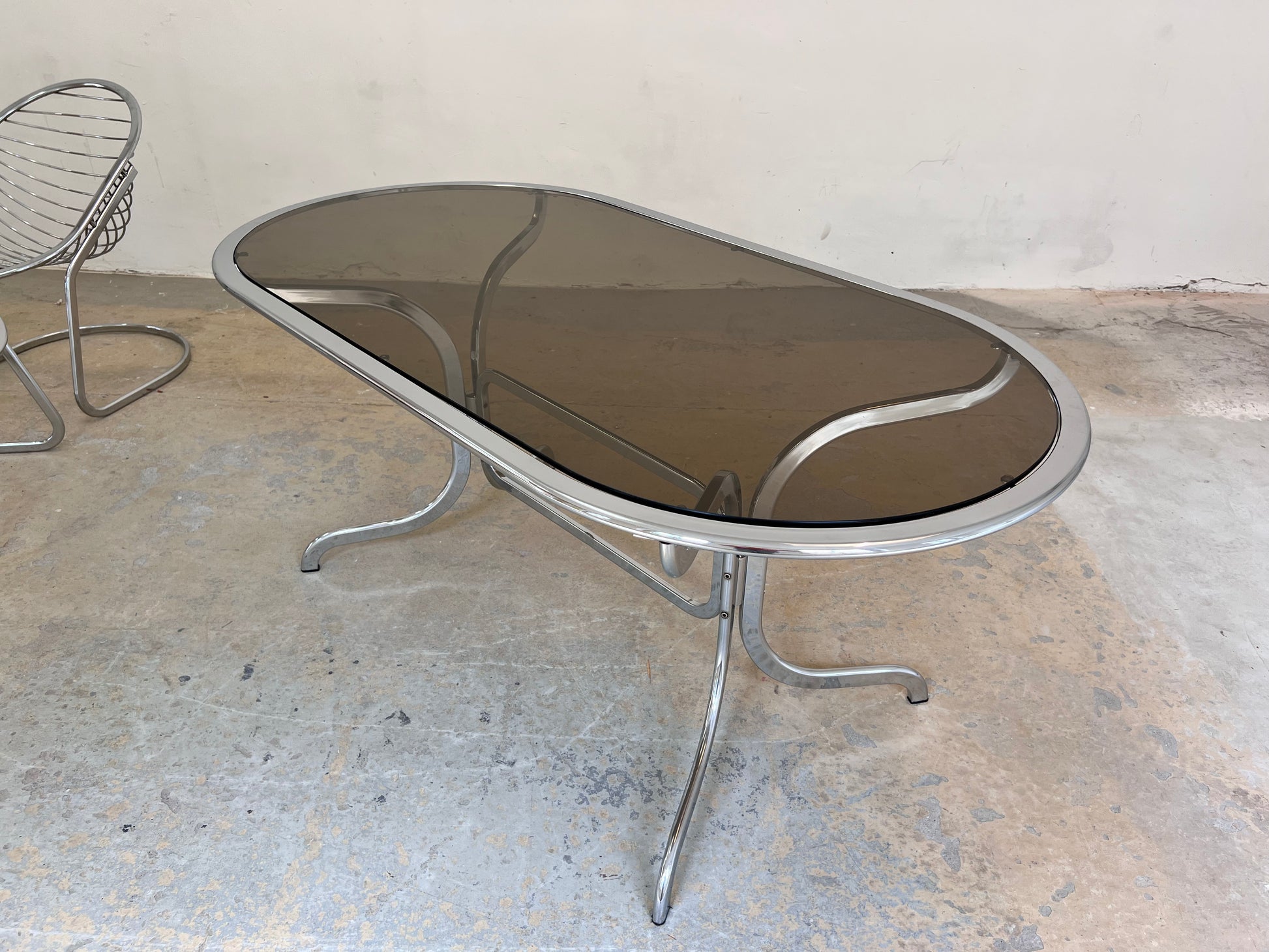 Ovaler Esstisch Chrom & Rauchglas von Gastone Rinaldi für Rima