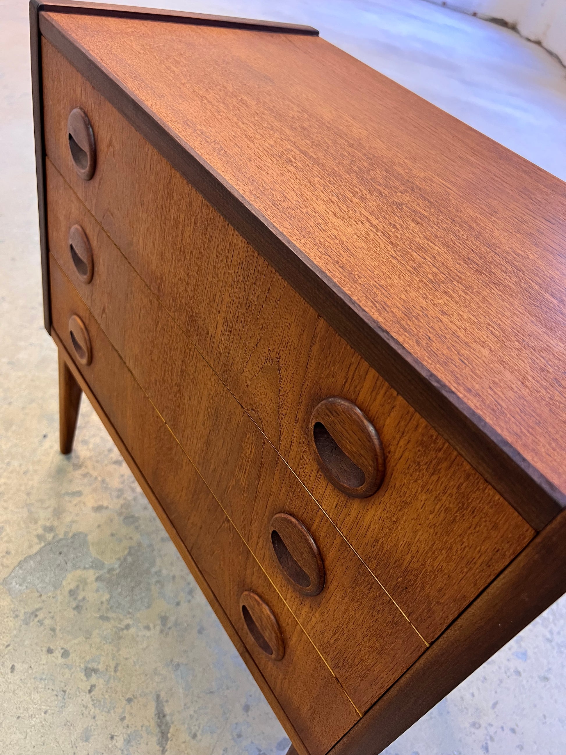 Kleine Kommode Teak aus Dänemark