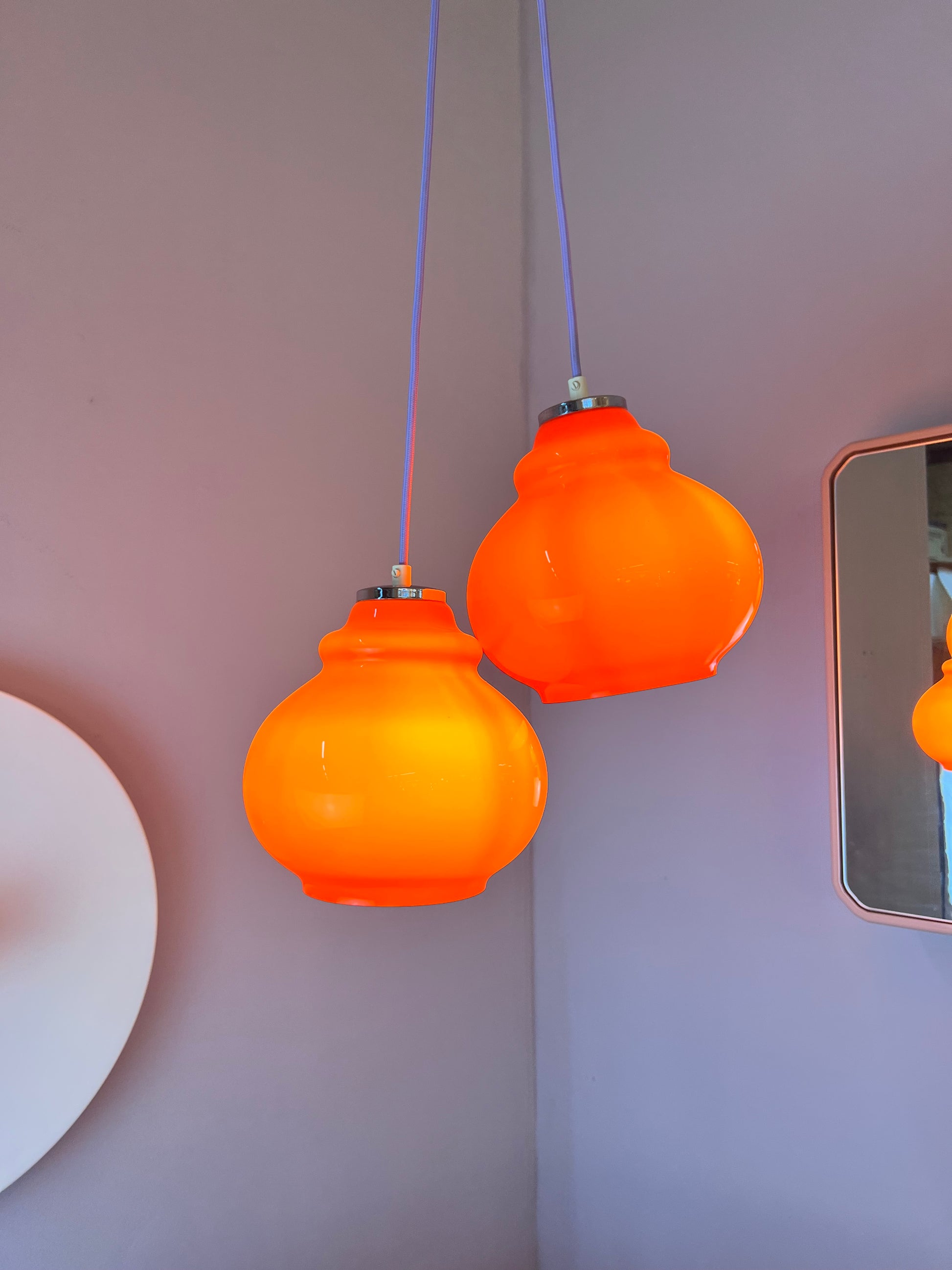 Hängelampe orange Glas aus Westddeutschland